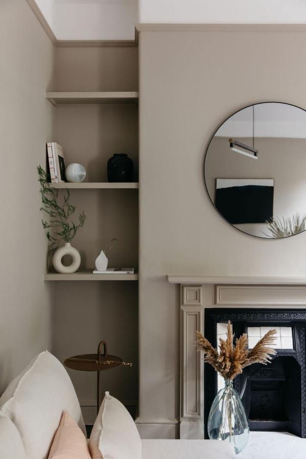 The Curator'S Apartment - Spacious 2 Bedrooms Μπαθ Εξωτερικό φωτογραφία